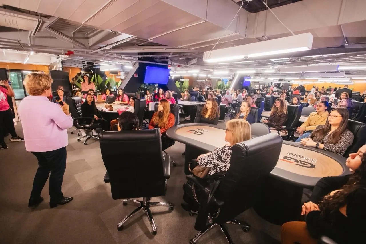 Live Poker Club realiza torneio feminino “Ladies”, especial de Dia das Mães